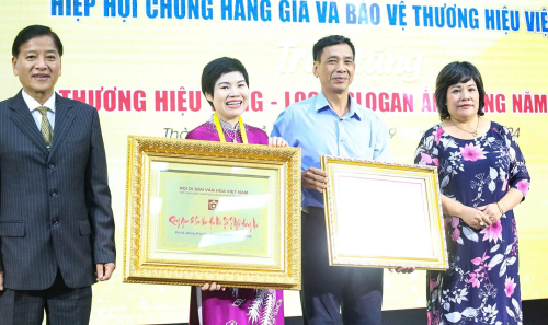 Doanh nhân Vũ Thị Mai và hành trình vang danh cùng đồ gỗ mỹ nghệ