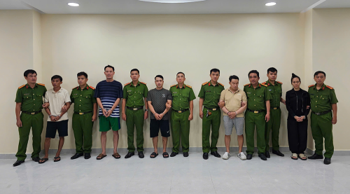Phá Đường Dây Sản Xuất và Buôn Bán Dầu Nhớt Giả Quy Mô Lớn tại TP.HCM