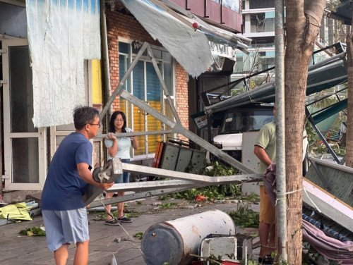 Bão Kalmaegi gây thiệt hại tại miền Trung: 5 người chết, hơn 2.600 nhà hư hỏng. (Ảnh: internet)